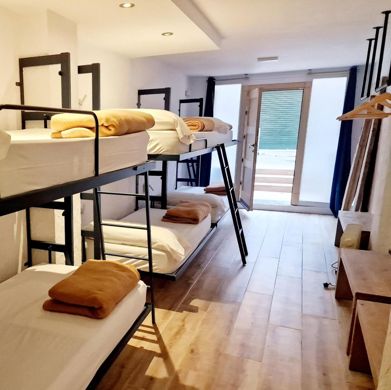 Y Hostel - Albergue Juvenil Palma Kültér fotó